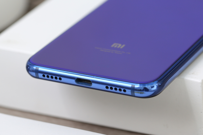 Điện thoại Xiaomi Mi 9 SE - 6GB RAM, 128GB, 5.97 inch