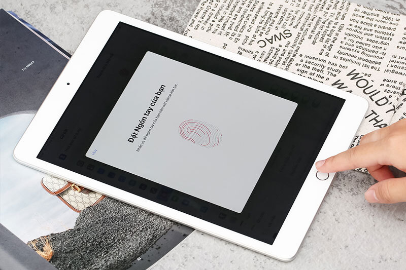 Máy tính bảng iPad 8 (2020) - 128GB, Wifi, 10.2 inch