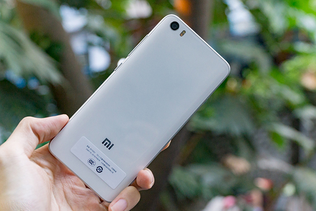Điện thoại Xiaomi Mi 5